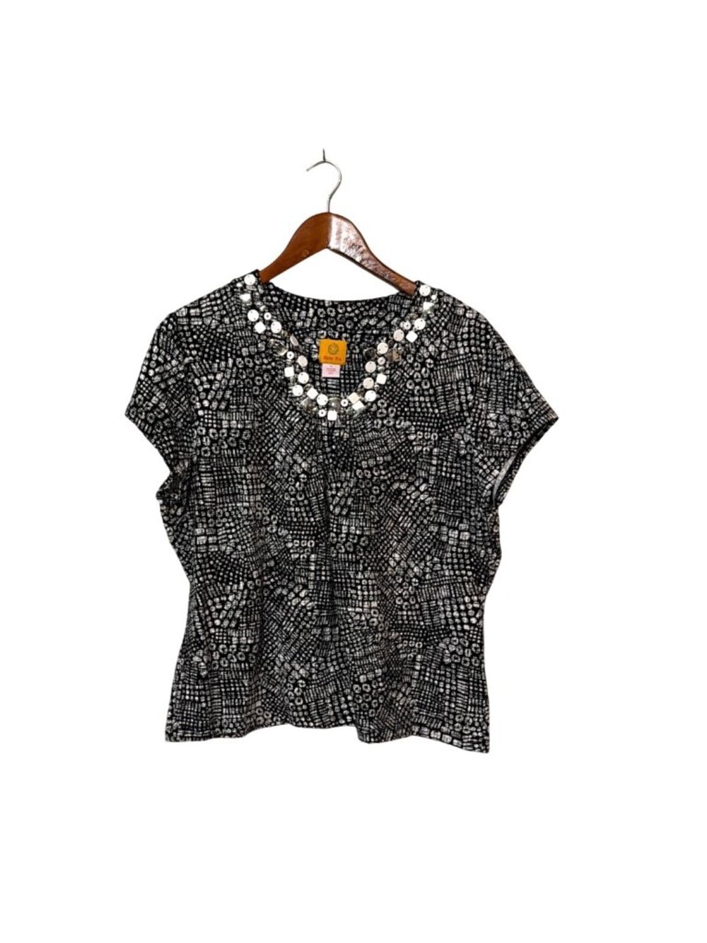 Ruby Rd. Black & White Abstract‎ Print Top With Embellished Neckline XL